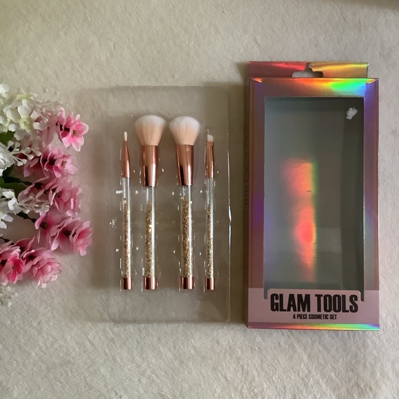 Glam Tools Cosmetic Brush Set - Picture 3 of 9